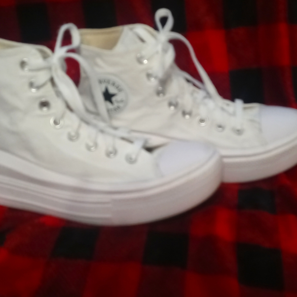 Converse Platform Chuck Taylors